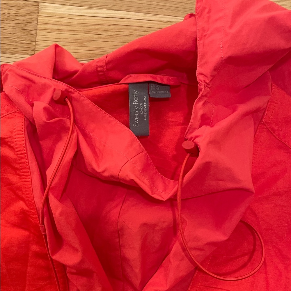 Sweaty Betty Bright Red Jacket - Picture 3 of 5